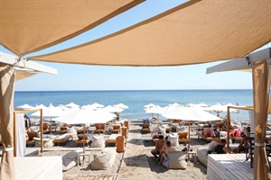 47. ΑΛΒΑΝΟΥ ΙΩΑΝΝΑ